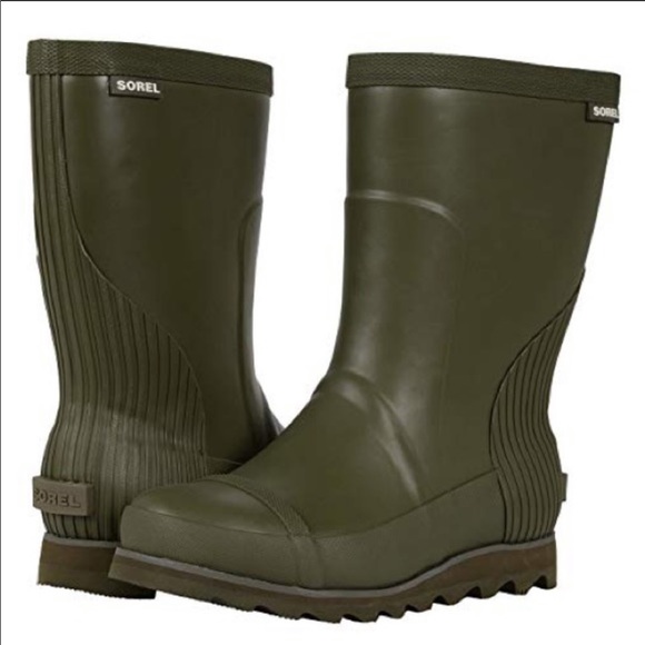 sorel joan rain short boot